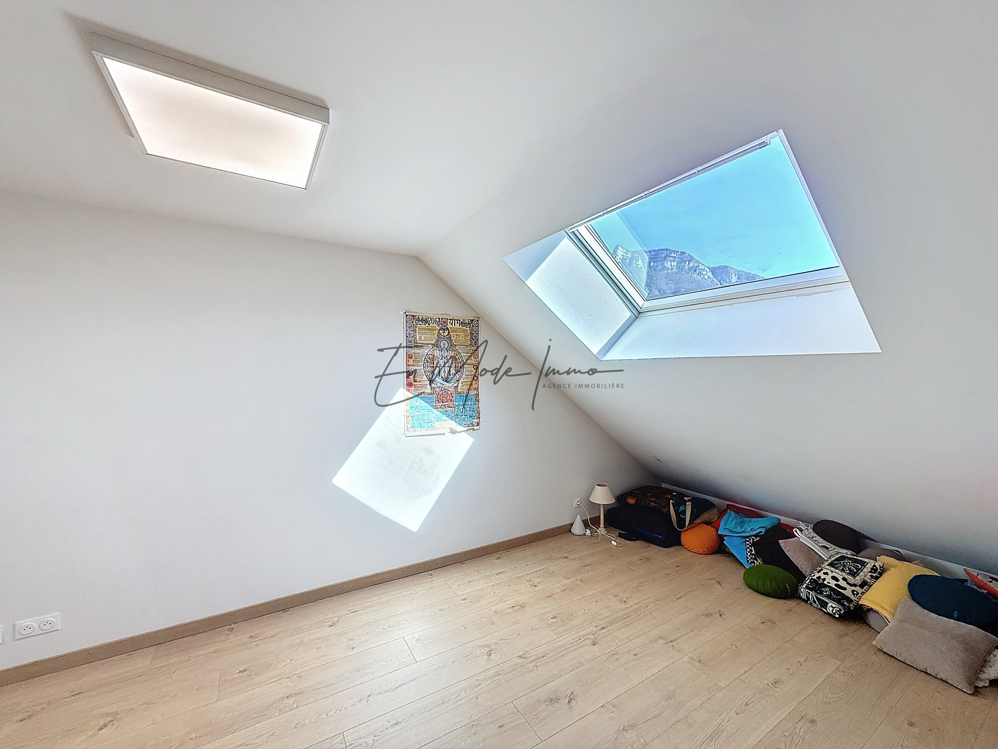 Locaux commerciaux Voreppe — Photo 4