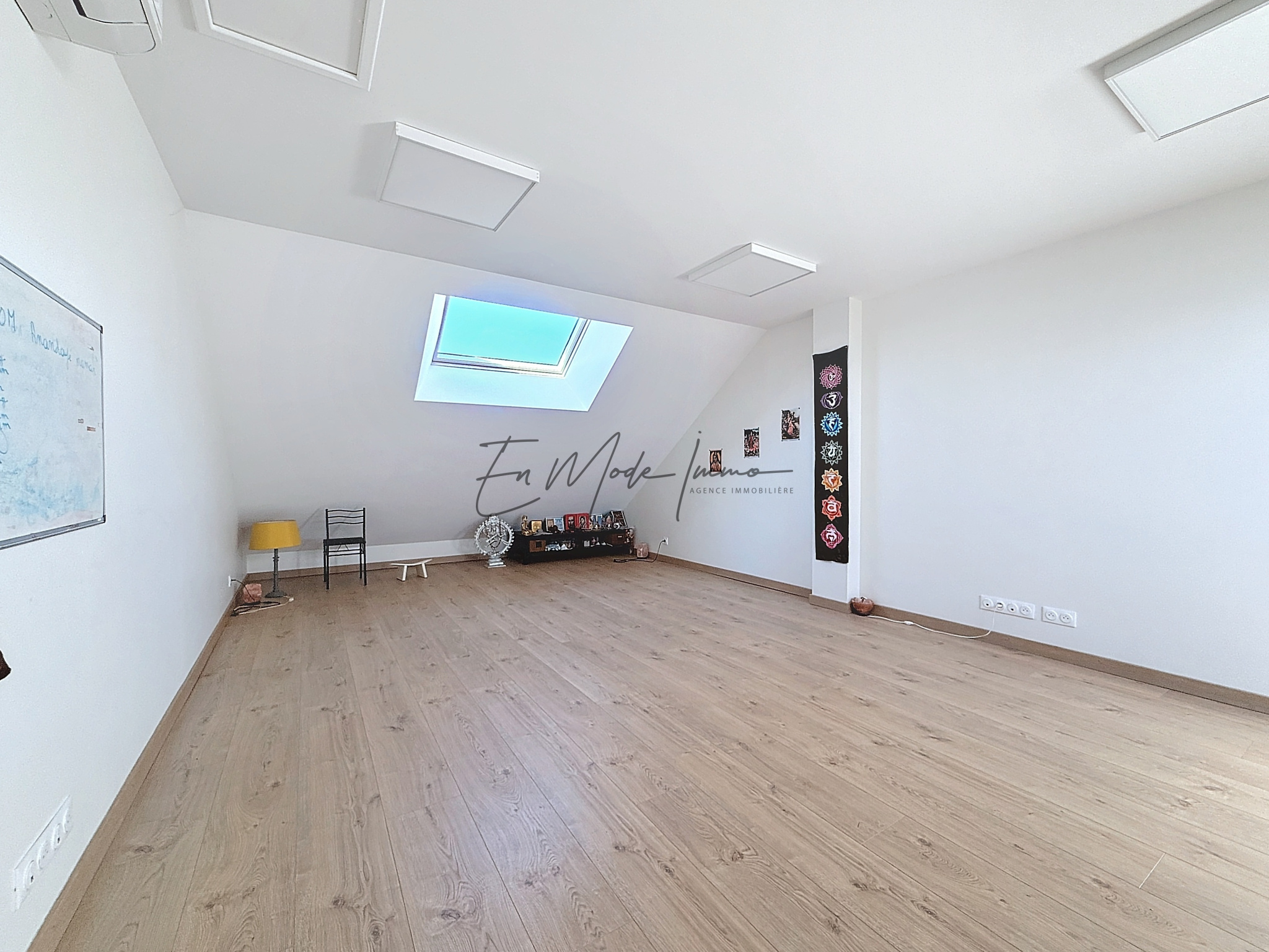 Locaux commerciaux Voreppe — Photo 3