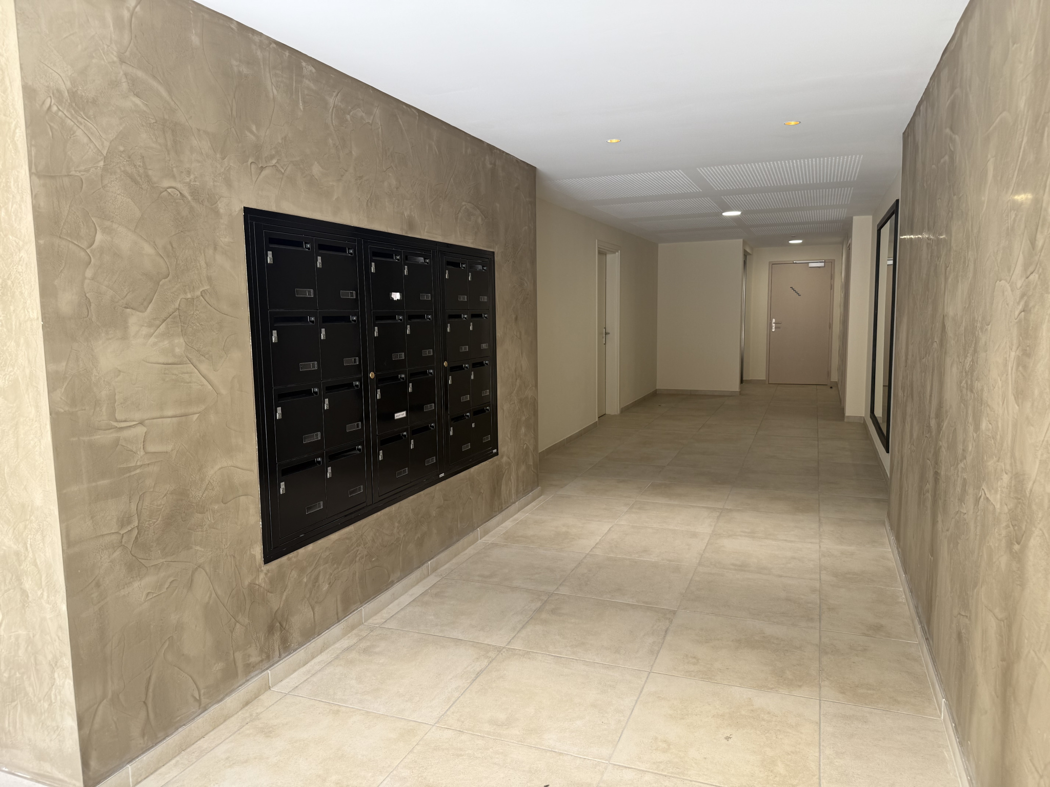 Appartement T3 de 65 m2 — Photo 2