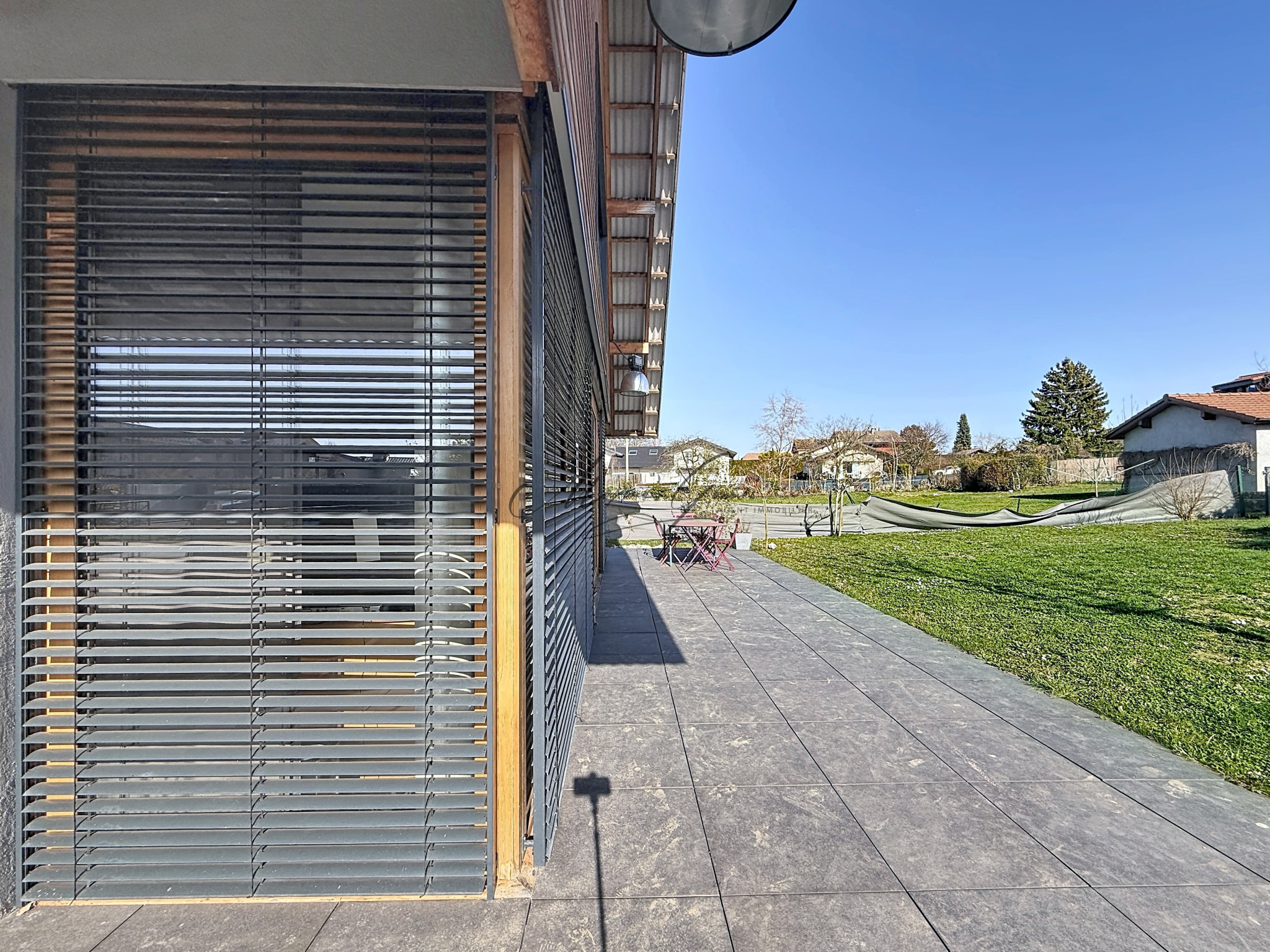 Maison d'architecte -- 4 chambres -- Terrain 911 m2 — Photo 3